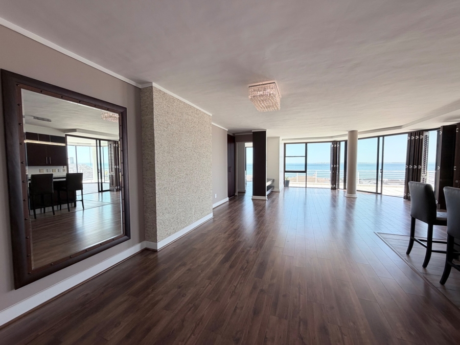 3 Bedroom Property for Sale in Bloubergstrand Western Cape